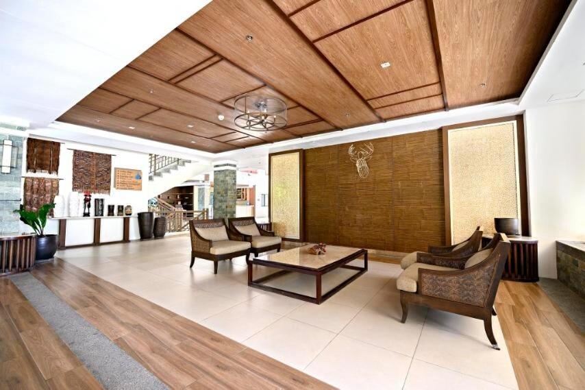 The Aston Executive Suite 2Br Balcony Near Mines View Baguio Baguio City Екстериор снимка